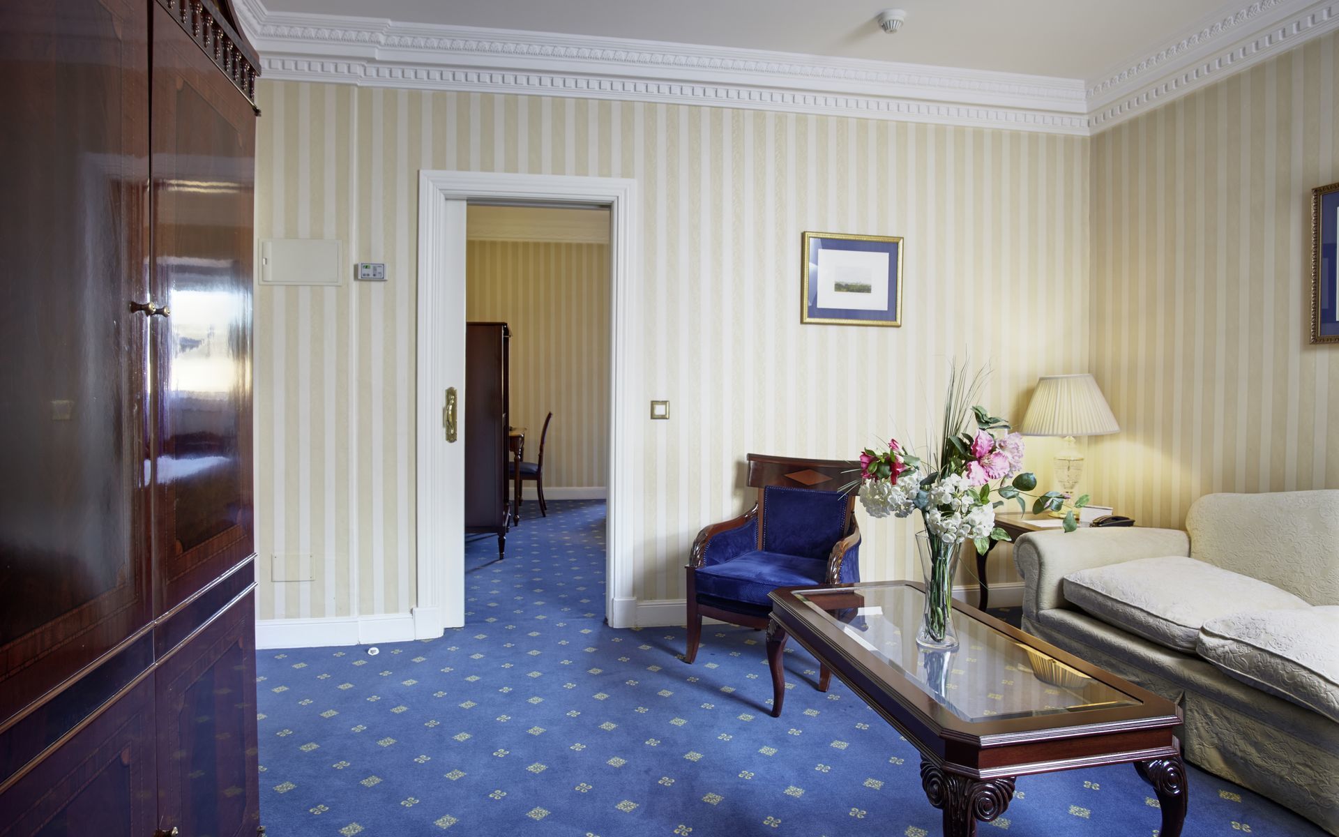 Hotel Bless - The Leading Of The World Madryt
